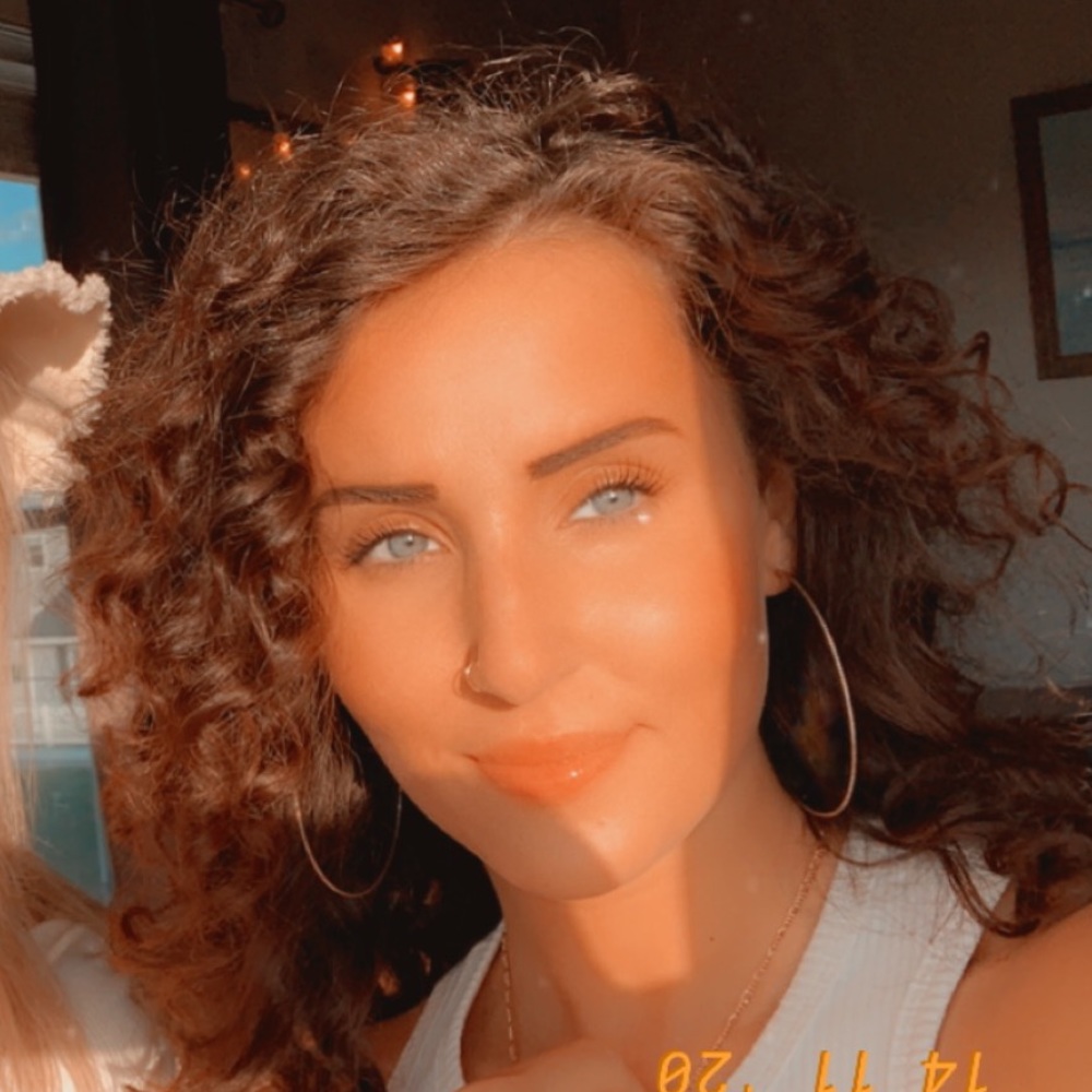 Meet your Posher, Tayla